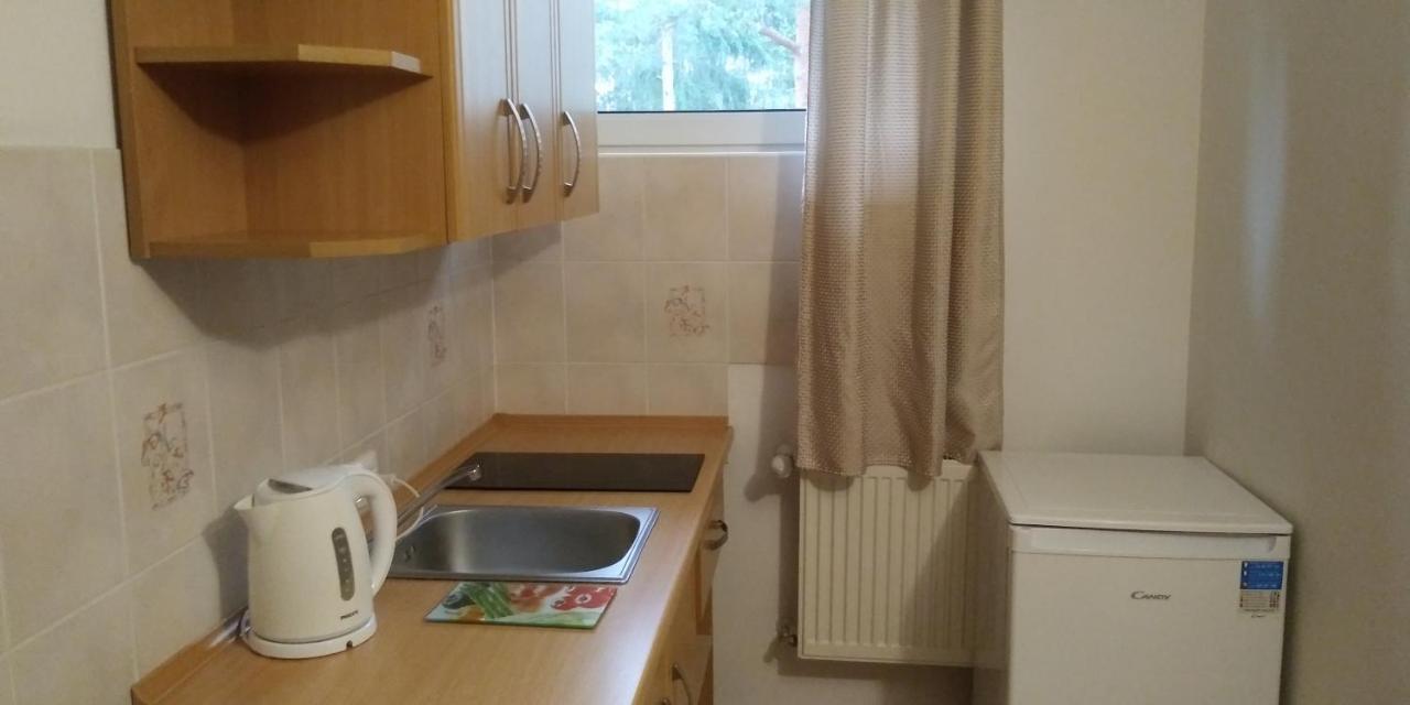 Dom Goscinny Przy Lesie Pobierowo Esterno foto