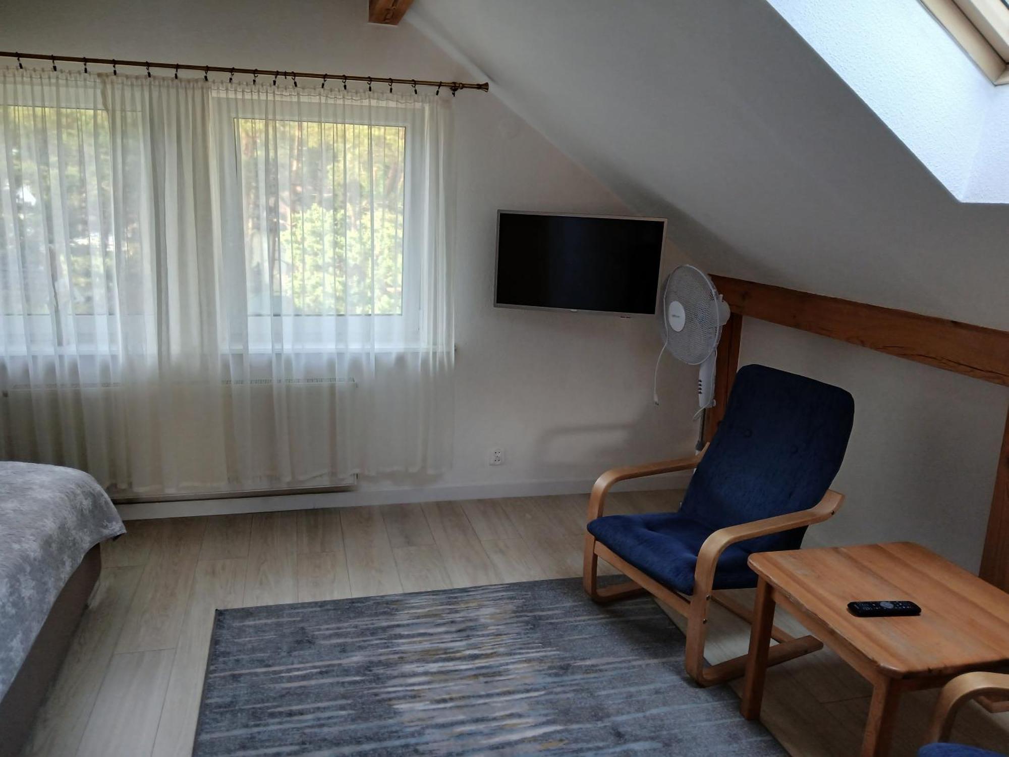 Dom Goscinny Przy Lesie Pobierowo Esterno foto