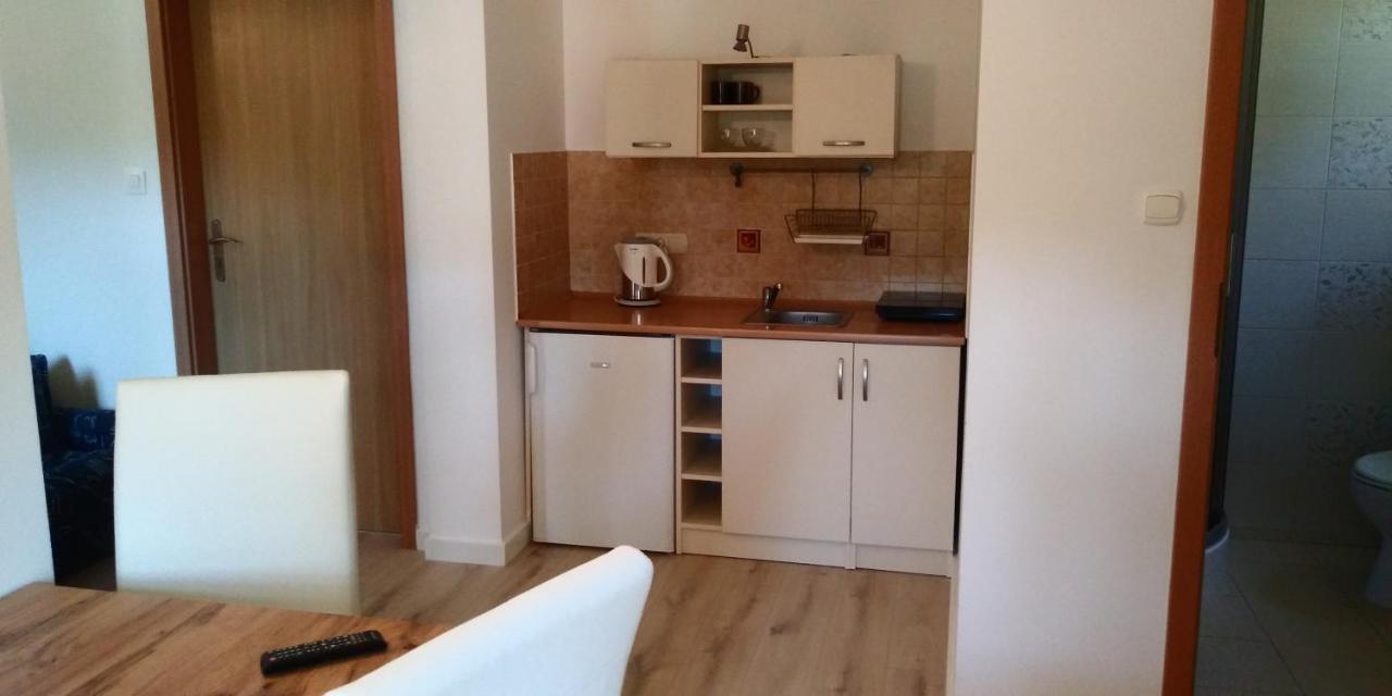 Dom Goscinny Przy Lesie Pobierowo Esterno foto