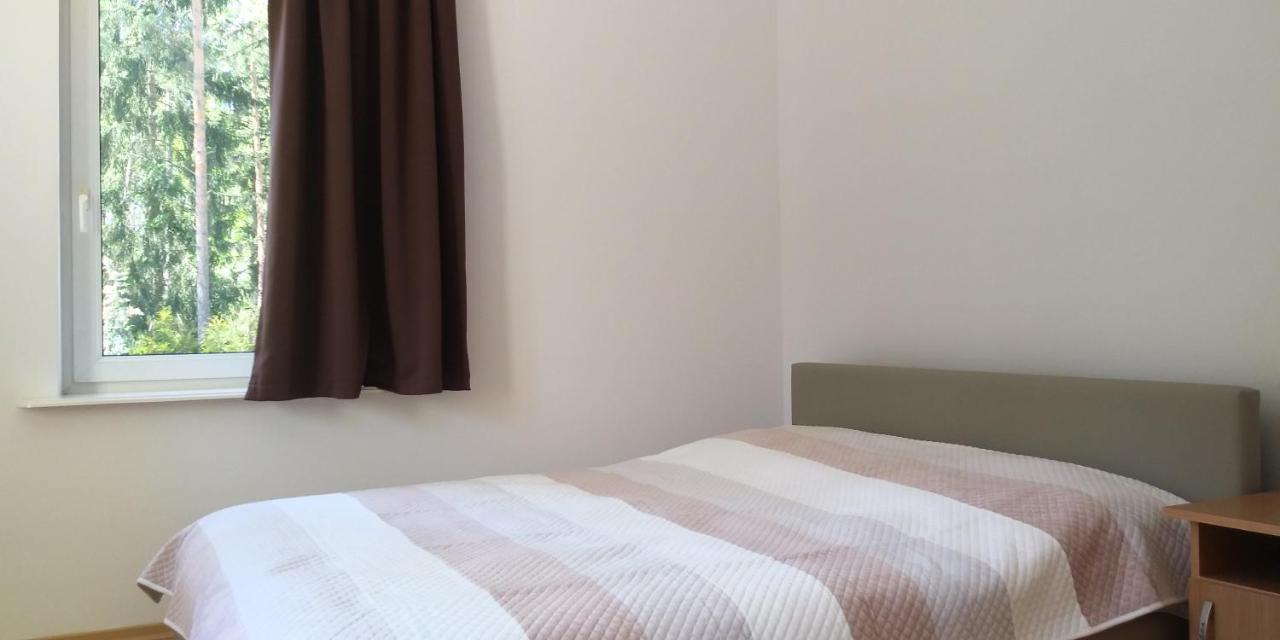 Dom Goscinny Przy Lesie Pobierowo Esterno foto