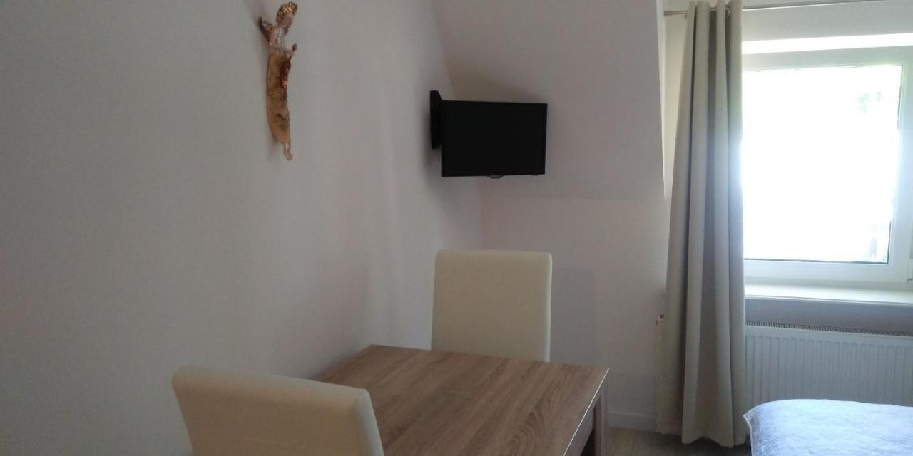Dom Goscinny Przy Lesie Pobierowo Esterno foto