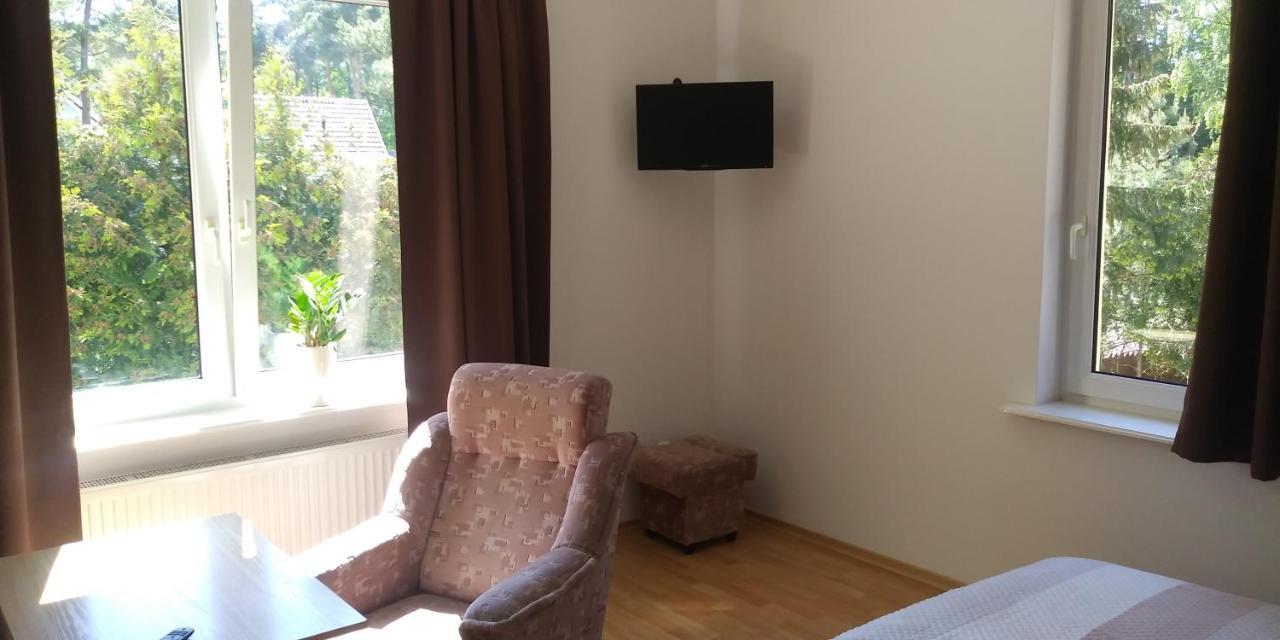 Dom Goscinny Przy Lesie Pobierowo Esterno foto